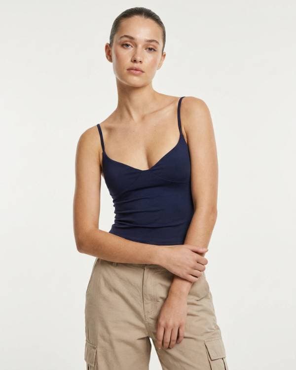 Top de alcinha azul-marinho no estilo Estúdio Jovem It-Girl Branco, terceira variação